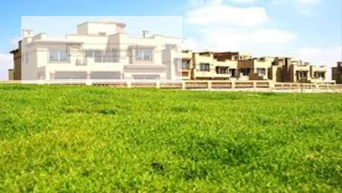 Luxury Home with Private Garden and Pool For Sale
