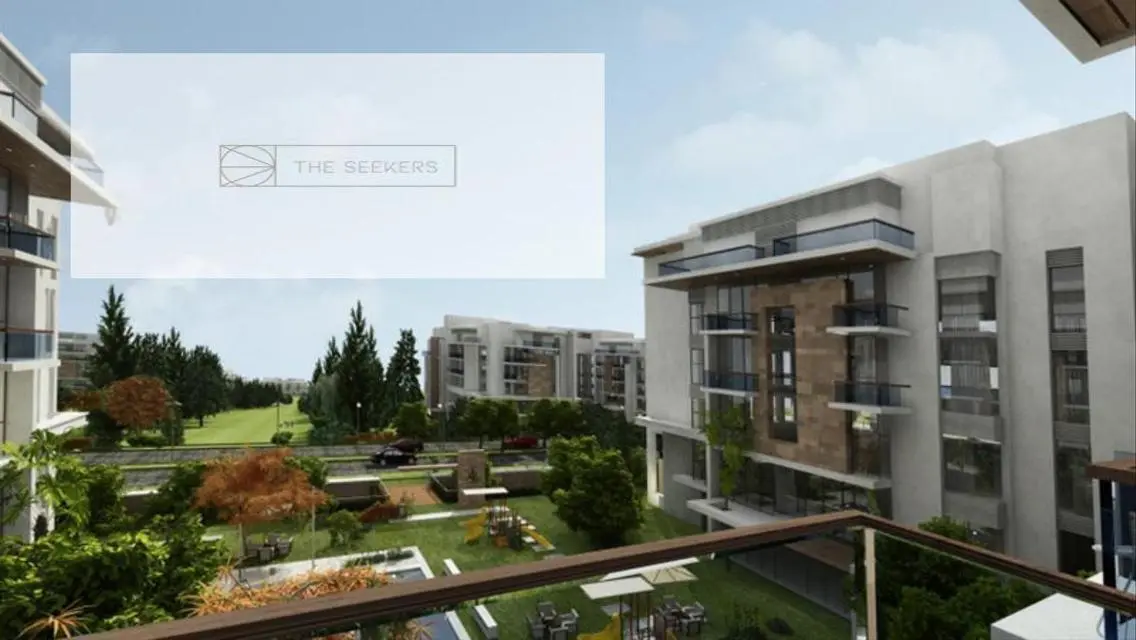Luxury Apartment with Stunning Lake View