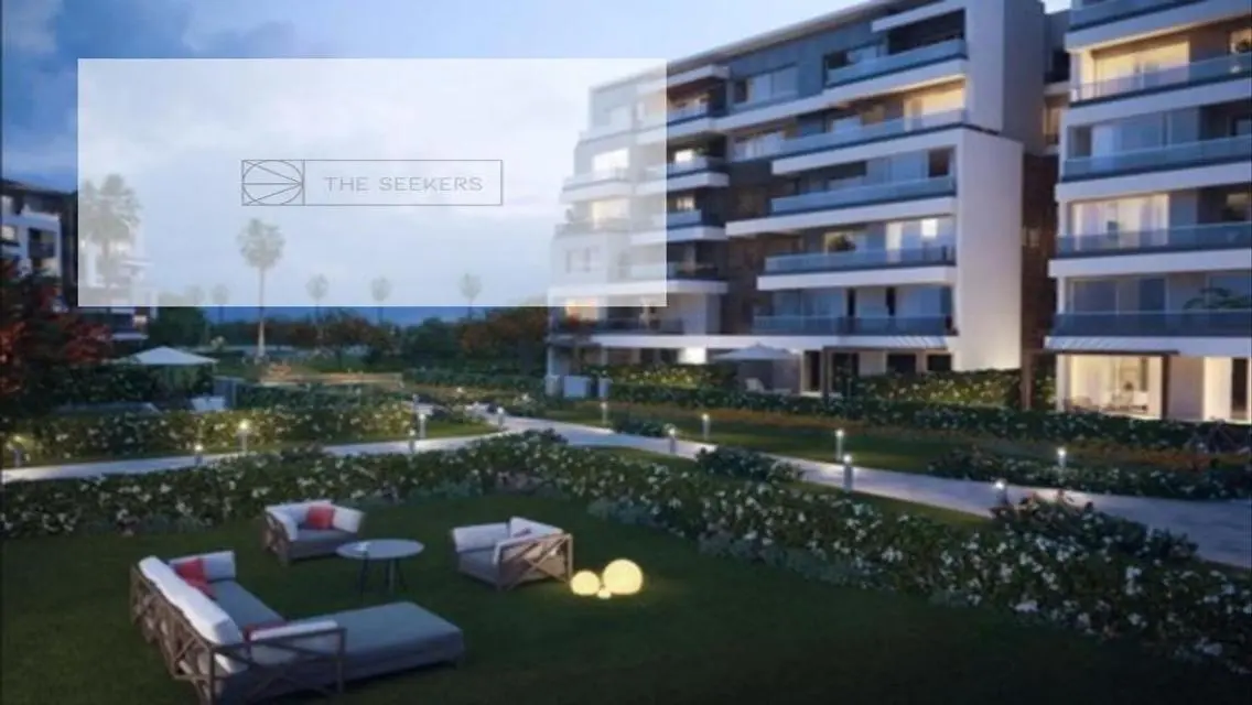 Luxury Villa for Sale - 2032 sqm with Stunning Lake View