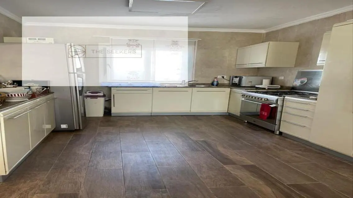 Luxury Apartment for Rent by the Lakes