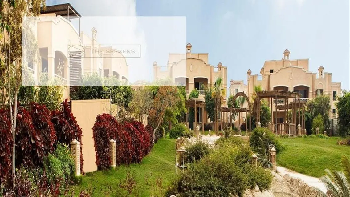 Luxurious Villa for Sale in Lakeside Area with Modern Design