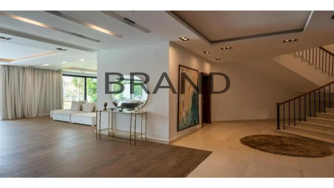 Luxury Villa for Sale - 1000 sqm with 5 Bedrooms
