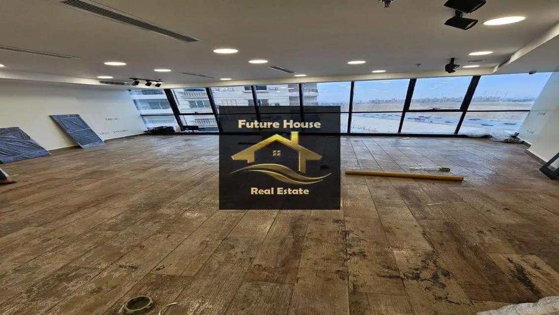 Ready-to-Move Open Area - Great Opportunity