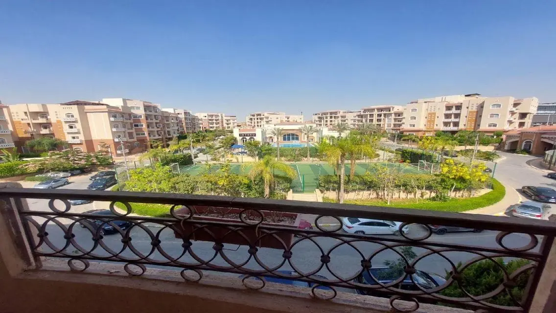شقة مفروشة للإيجار بفخامة في مجمع حياه هايتس