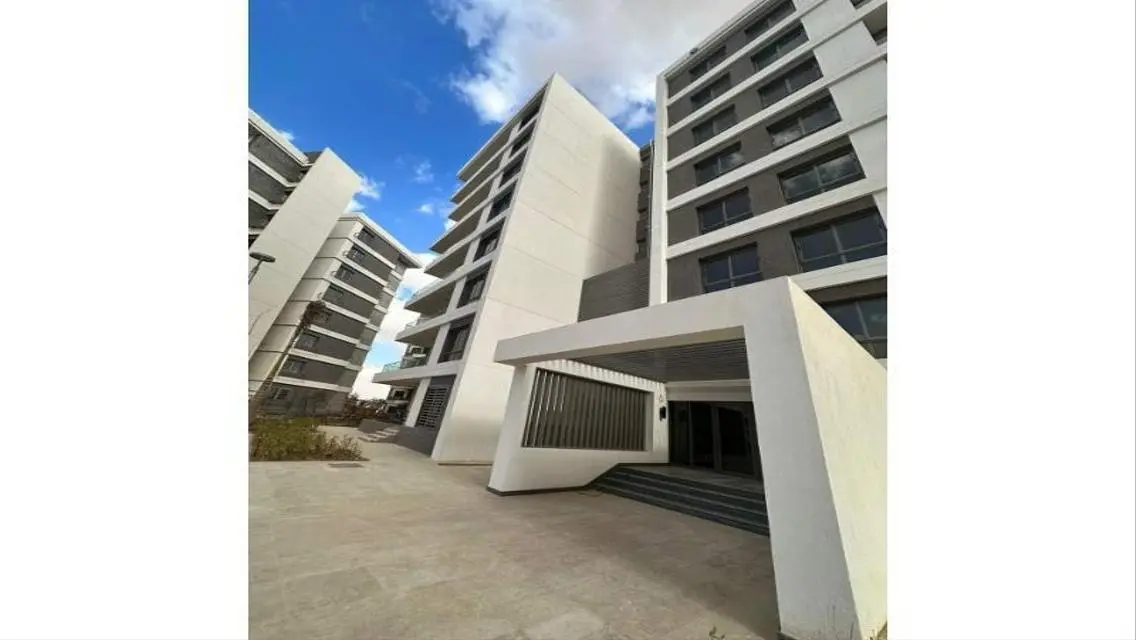 Apartment for Sale in Prime Location with Wide Garden View