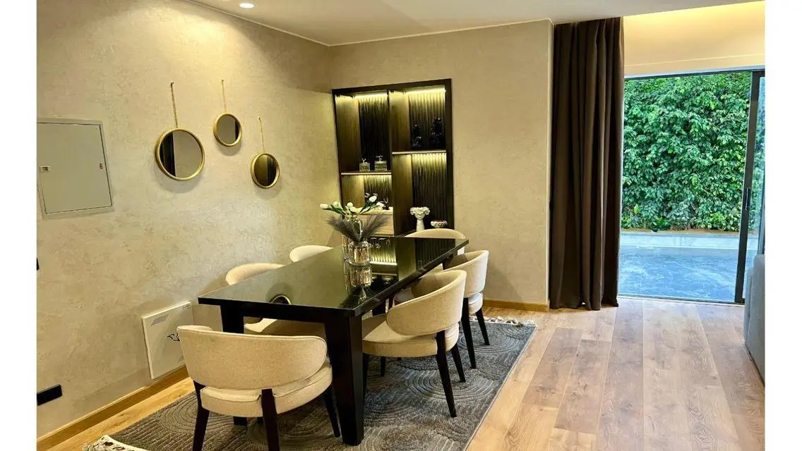 Luxury Apartment with 136sqm in a Prime Location