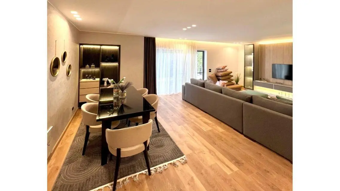 Luxury Apartment with 136sqm in a Prime Location