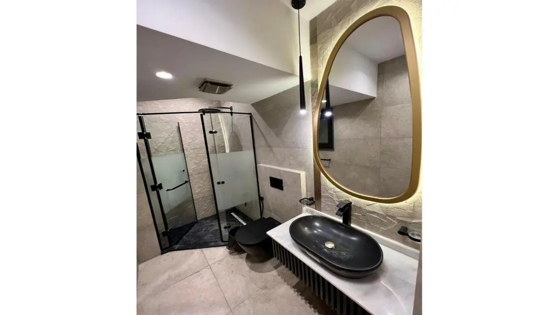 Luxury Apartment with 136sqm in a Prime Location