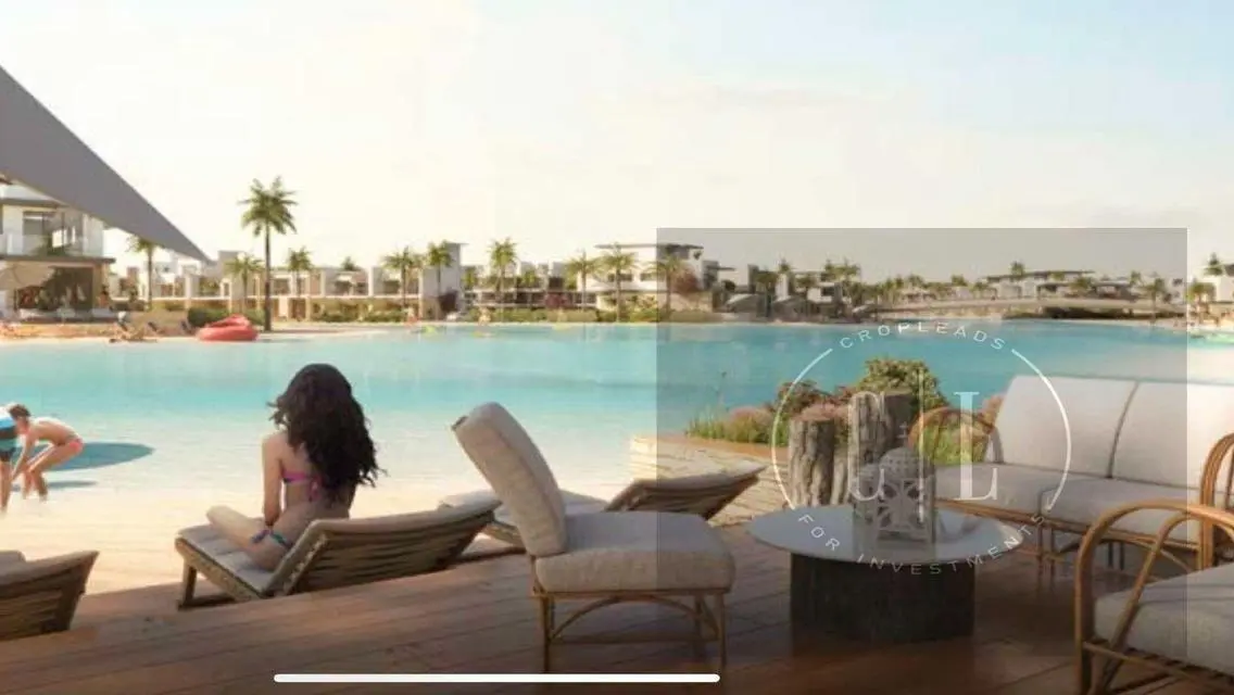 Luxury Villa for Sale in Lakes 9-10