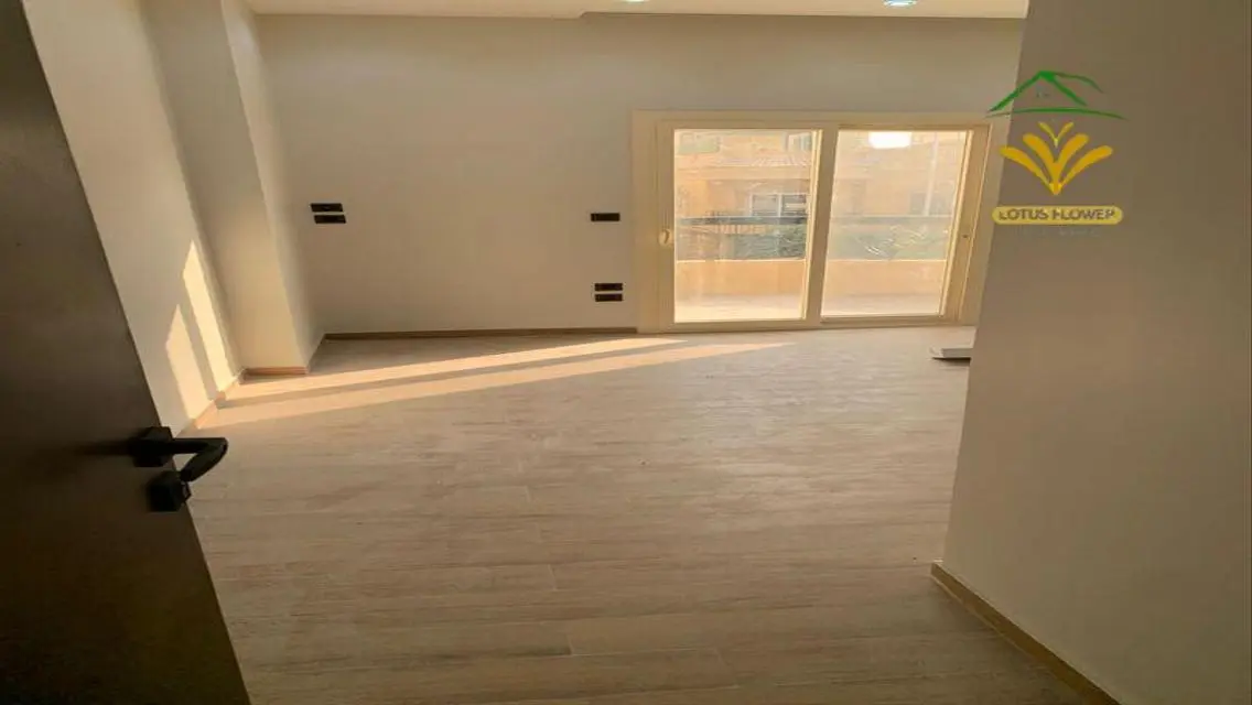 شقة فاخرة بمساحة 230 متر