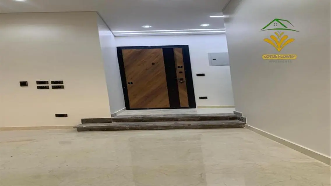 شقة فاخرة بمساحة 230 متر