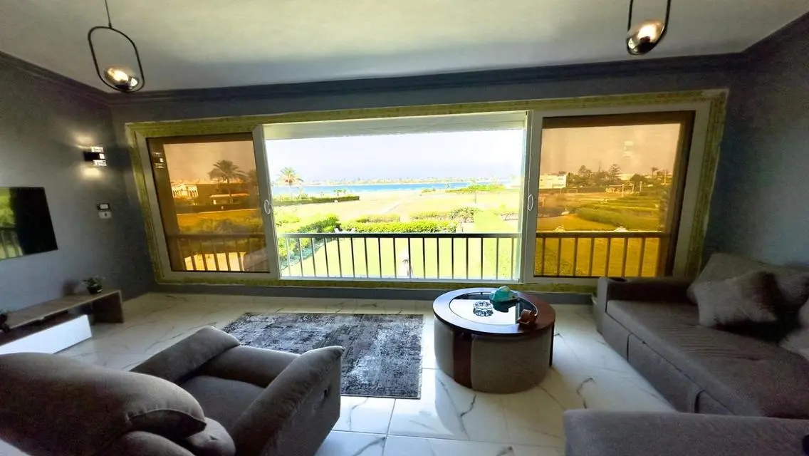 Luxury Apartment for Sale, 250 sqm in a Prime Location