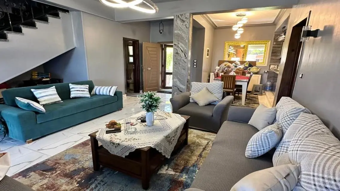 Luxury Apartment for Sale, 250 sqm in a Prime Location