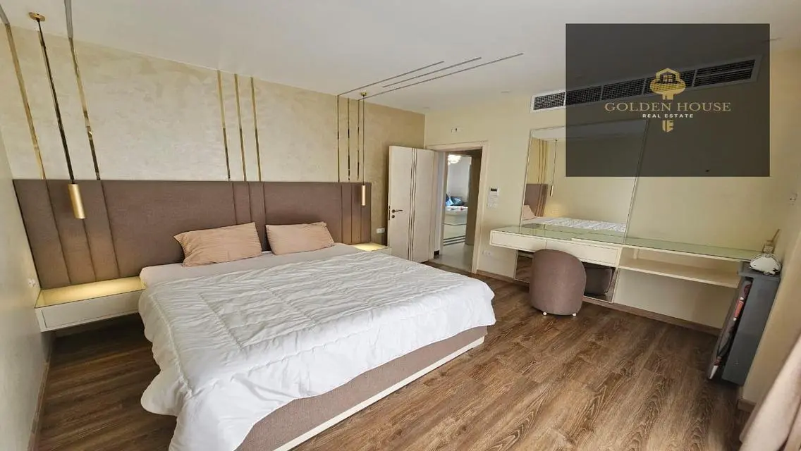 Lake View Apartment - 2 Bedrooms with Spacious Layout