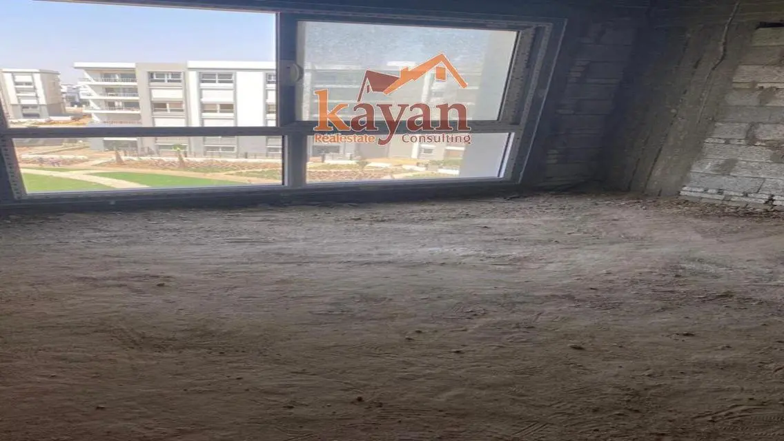 شقة فاخرة للبيع مع خدمات مميزة