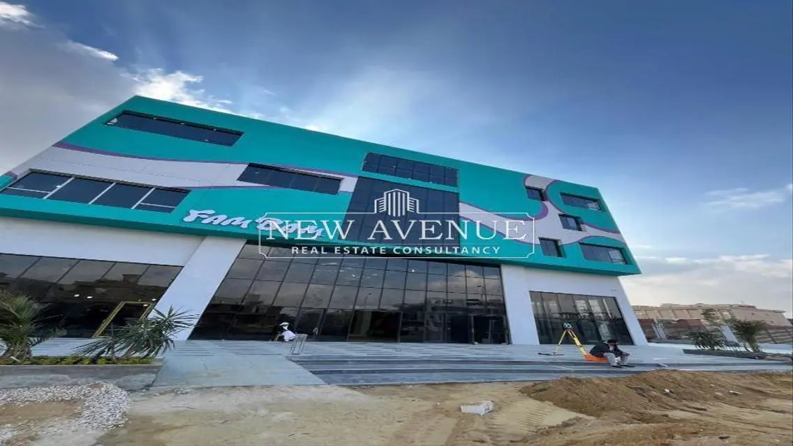 Luxury Property with 750 Square Meters for Sale