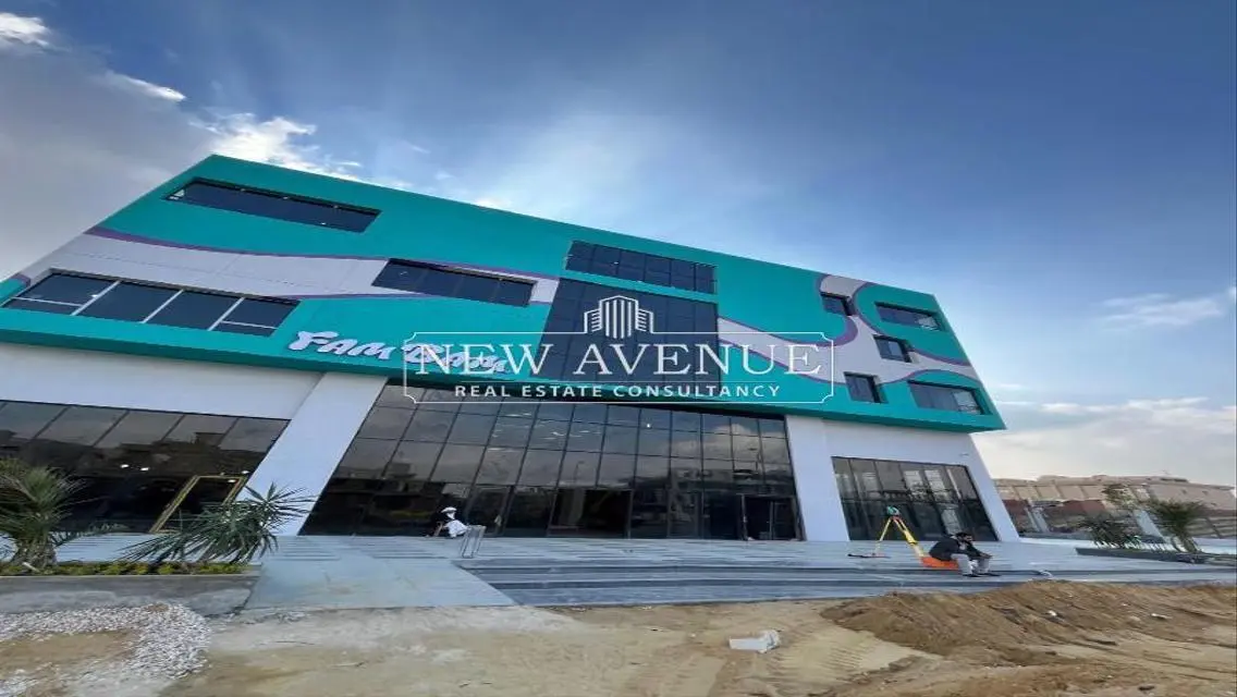 Luxury Property with 750 Square Meters for Sale