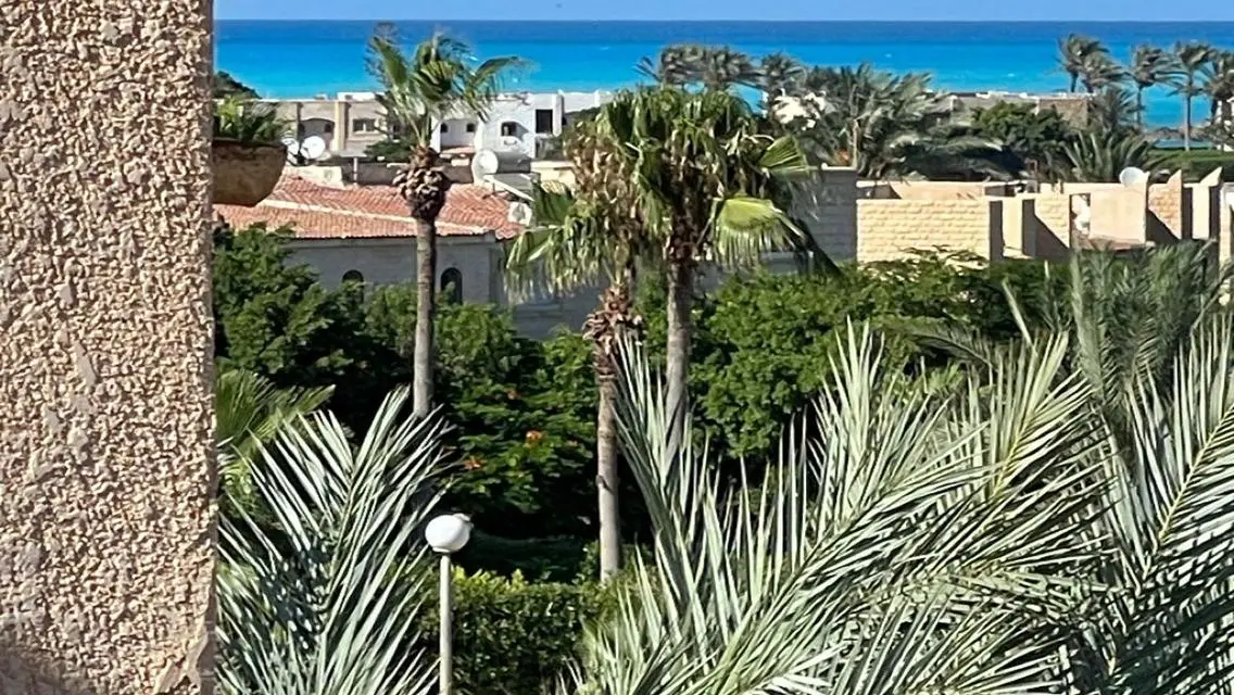 Luxury 3-Bedroom Apartment with Lake View and Shared Pool