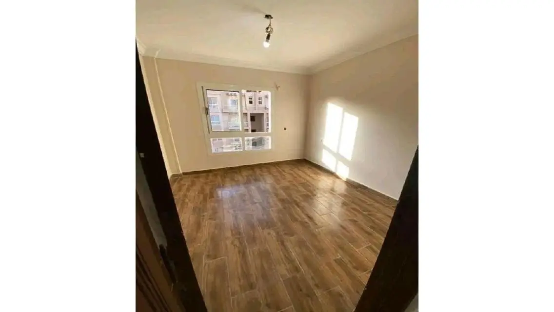 Luxury Apartment for Rent - 8643 sqm