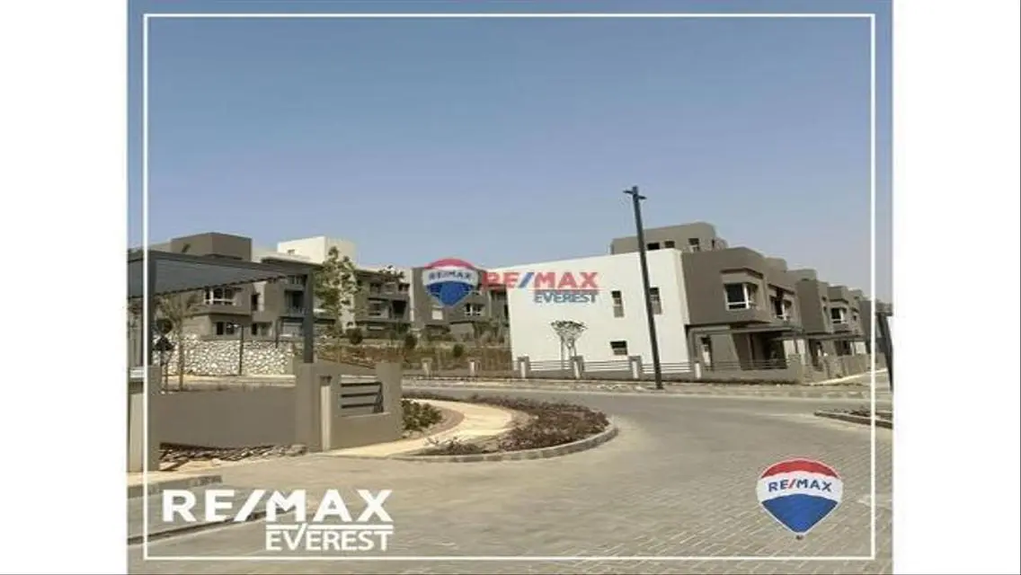 Rare Villa in ZED Middle - Spacious with Private Garden