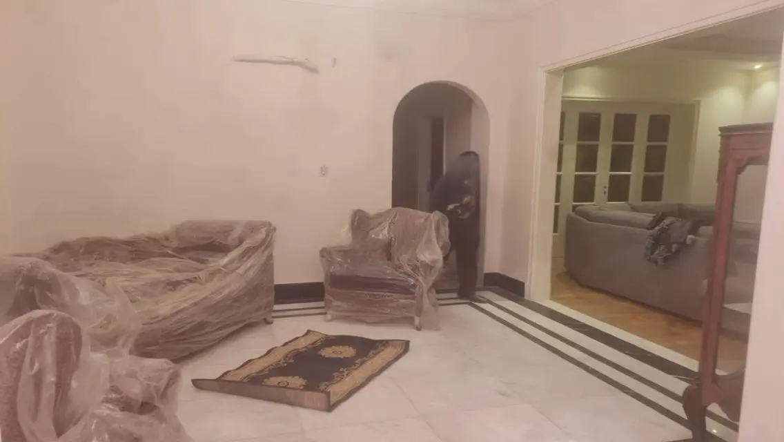 شقة فاخرة للبيع في موقع متميز
