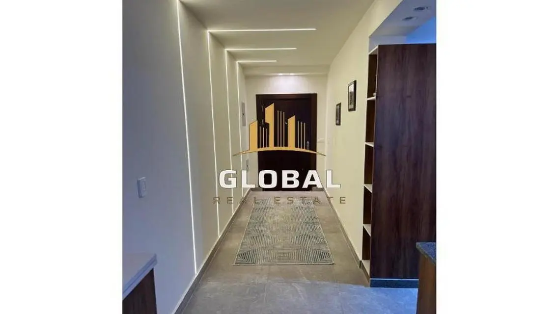 Stylish Apartment in Lakes Area - Code: 126-1422