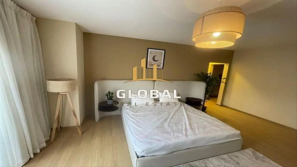 Stunning Apartment in Prime Location for 100000
