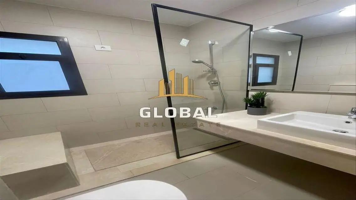 Stunning Apartment in Prime Location for 100000