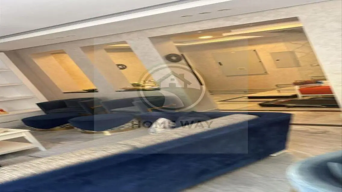 شقة فاخرة بمساحة واسعة مع جميع المرافق المطلوبة