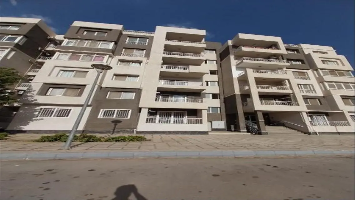 Luxurious 140 sqm Apartment for Sale in B10