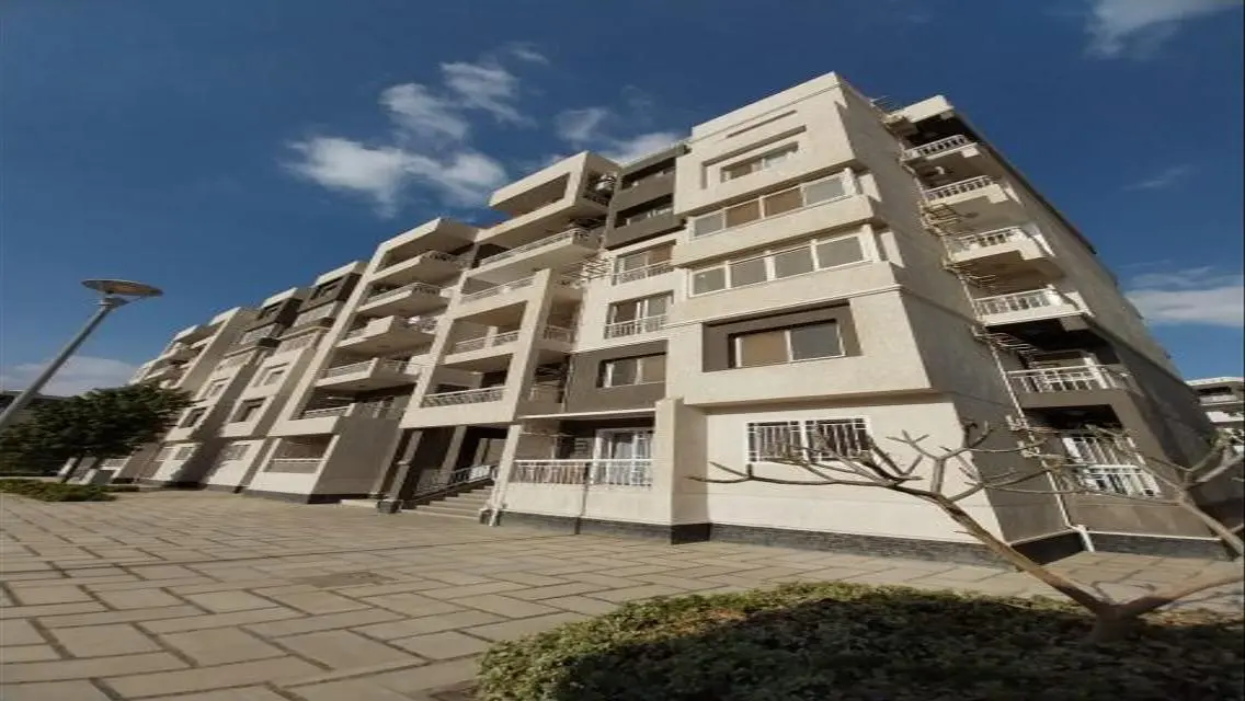 Luxurious 140 sqm Apartment for Sale in B10
