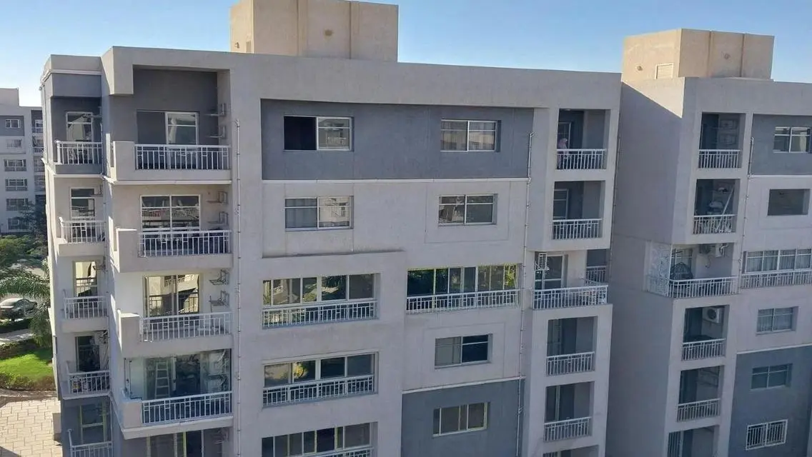 Luxurious 140 sqm Apartment for Sale in B10