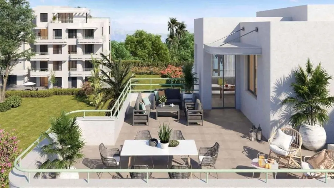 Luxurious Villa with Private Garden and Stunning Views