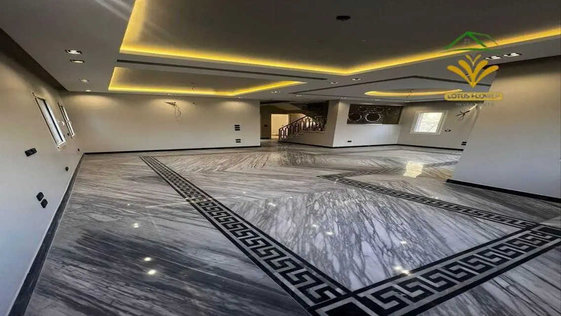 Luxury Apartment for Sale with 465 Meter Space and Premium Amenities
