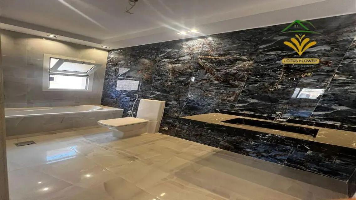 Luxury Apartment for Sale with 465 Meter Space and Premium Amenities