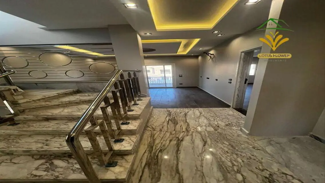 Luxury Apartment for Sale with 465 Meter Space and Premium Amenities