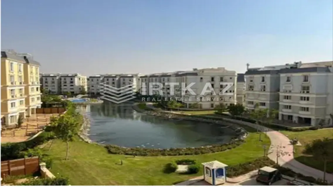 Luxury Apartment in Mountain View Hyde Park 5