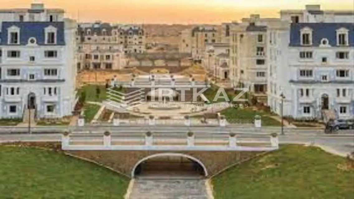 Luxury Apartment in Mountain View Hyde Park 5