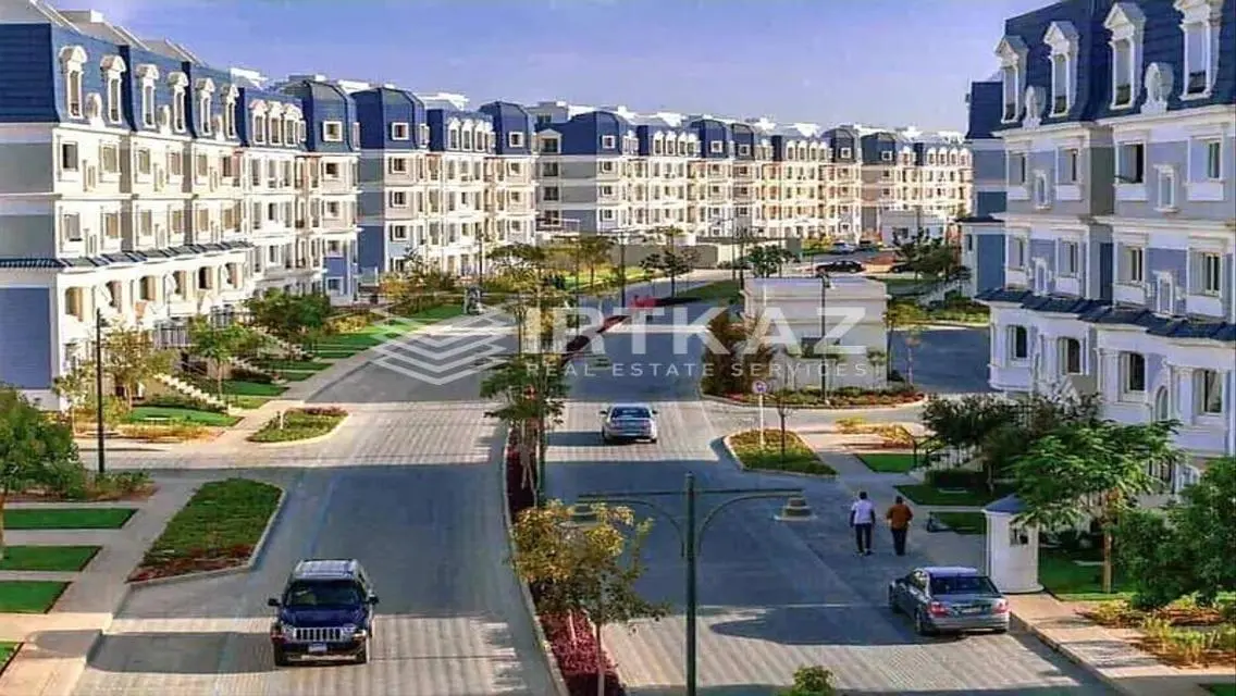 Luxury Apartment in Mountain View Hyde Park 5