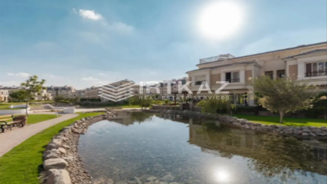 Luxury Apartment in Mountain View Hyde Park 5