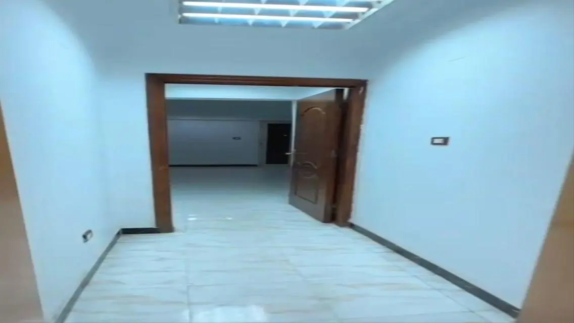 Exciting Investment Opportunity in a Meter Space Property