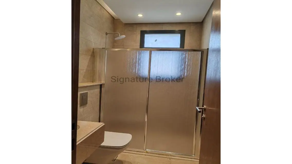 v-residence - Premium Apartment for Rent