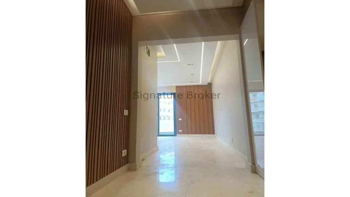 v-residence - Premium Apartment for Rent