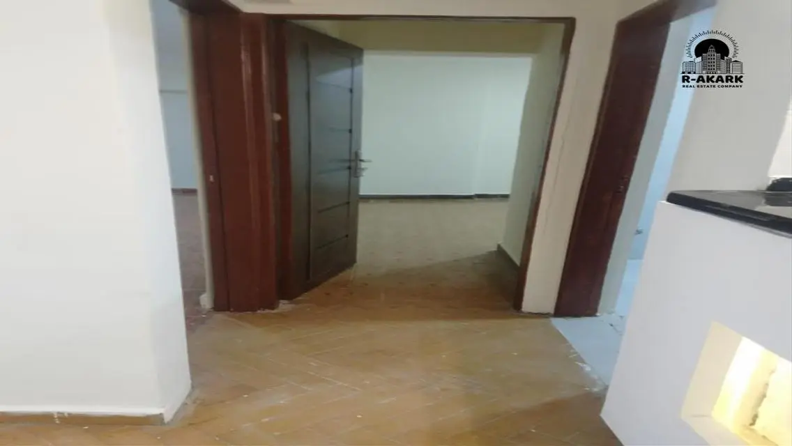 شقة متميزة للإيجار بمساحة 120 متر