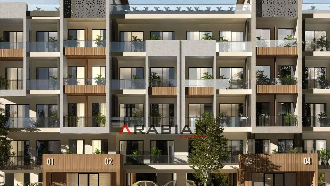 Luxury Apartment Overlooking Lakes - 135 Sq. M