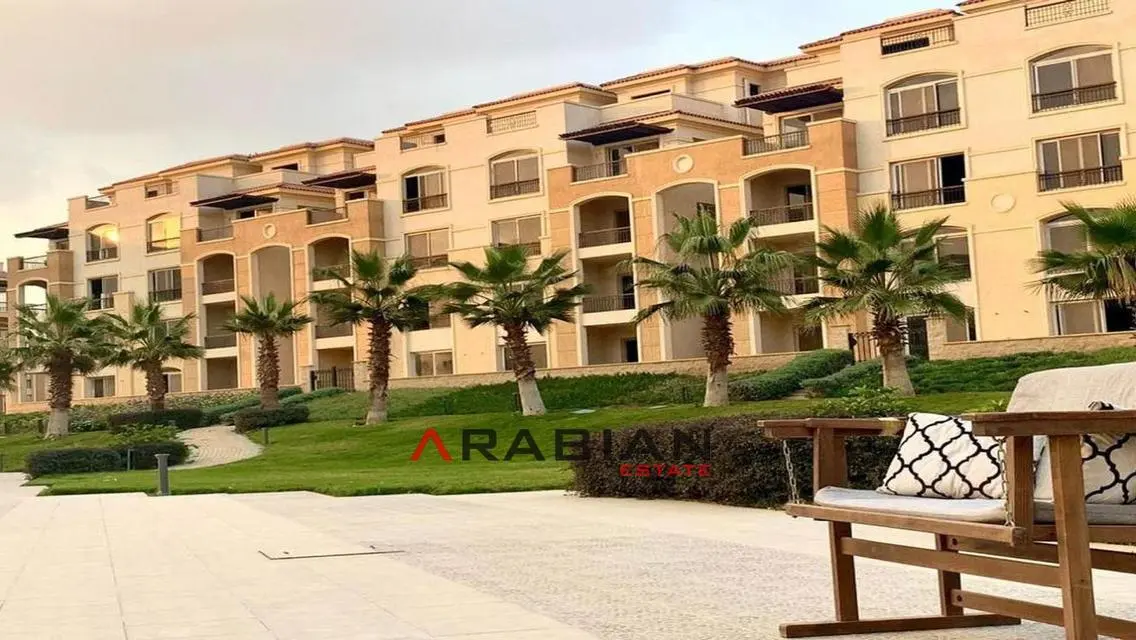 Luxury Villa for Sale with Stunning Lake View