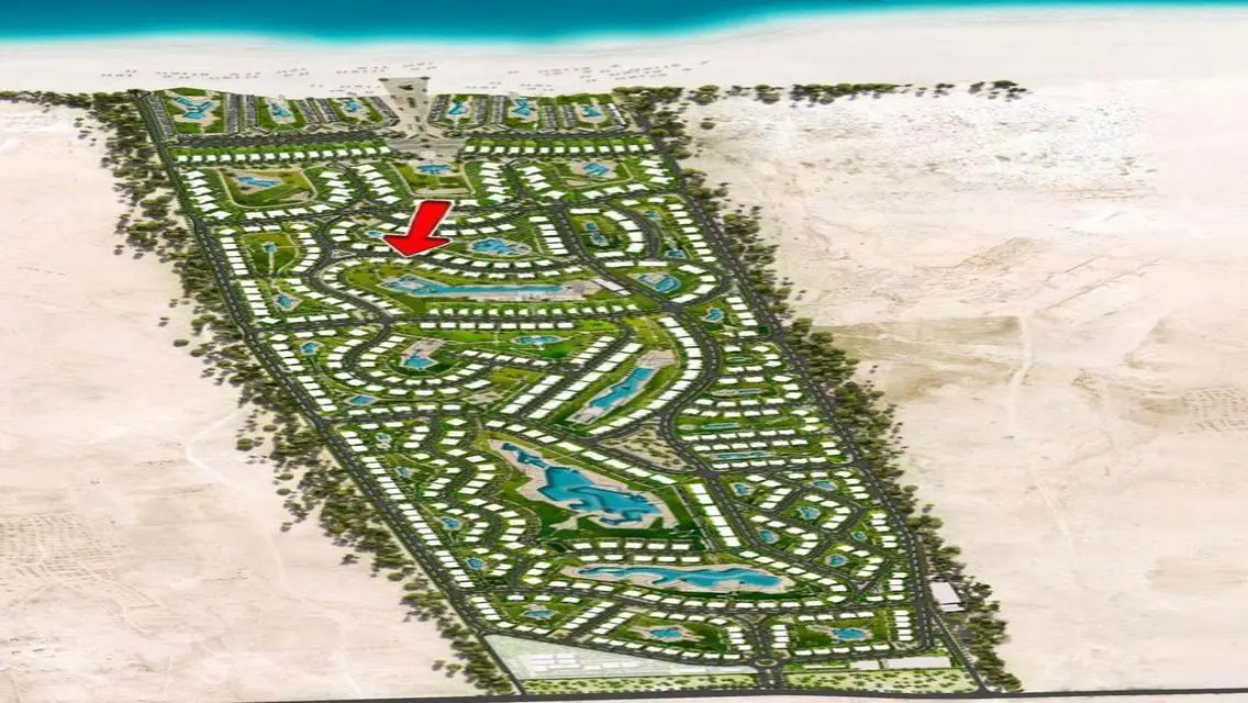 Luxurious Villa with Private Garden and Shared Pool - Investment Opportunity