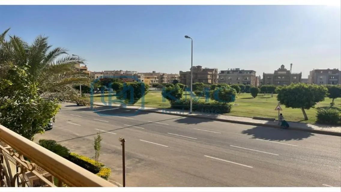 Stunning Apartment for Sale with Spacious Layout