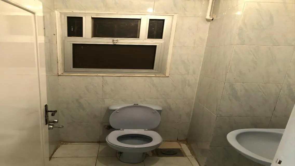 شقة مميزة للإيجار بمساحة رائعة