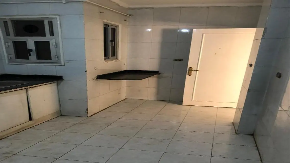 شقة مميزة للإيجار بمساحة رائعة